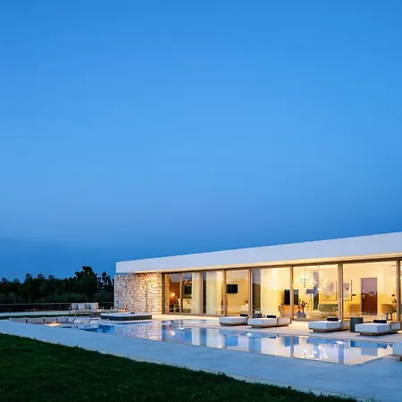 Villa Cresto Iconic Villa, With Heated Whirlpool, By Thinkvilla