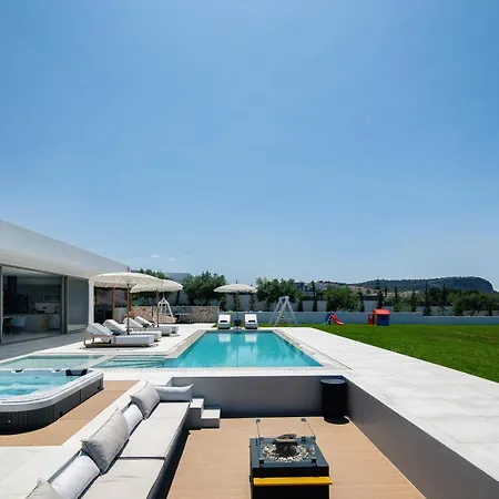 Cresto Iconic Villa, With Heated Whirlpool, By Thinkvilla