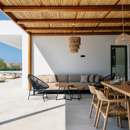 Cresto Iconic Villa, With Heated Whirlpool, By Thinkvilla Villa