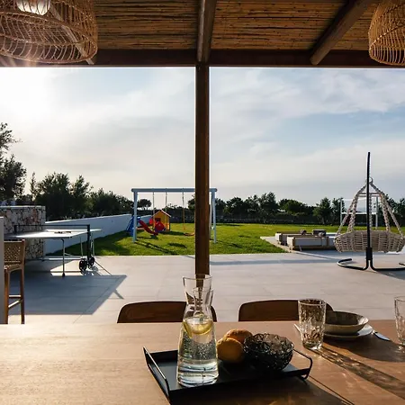 Cresto Iconic Villa, With Heated Whirlpool, By Thinkvilla *