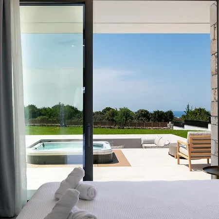 Cresto Iconic Villa, With Heated Whirlpool, By Thinkvilla Angeliana (Crete)